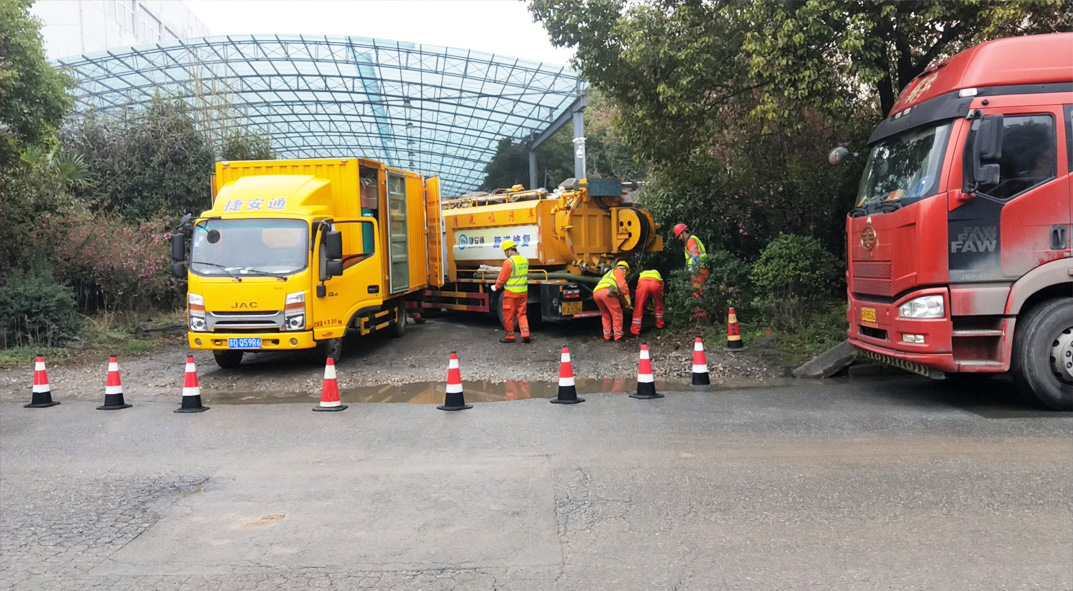 黄陵成区雨污水管网“四位一体”检测疏通项目